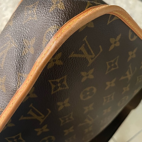❗️ SOLD ❗️💘 Louis Vuitton Bosphore PM - Picture 8 of 10
